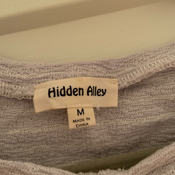 Short sleeve top with button detail - Picture 3 of 6